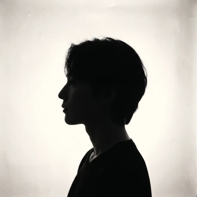 Monochrome profile campaign